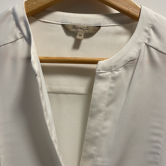 Crème RW Sheer Blouse - Picture 2 of 6